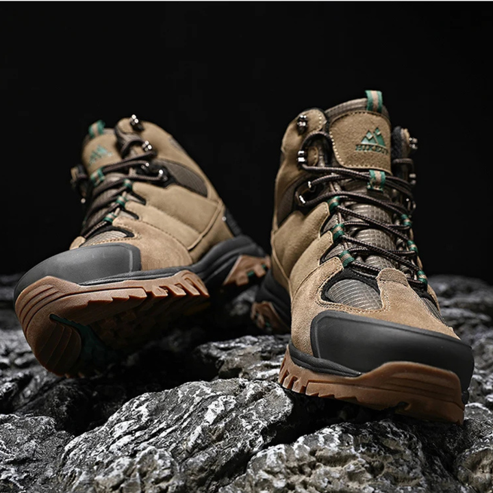 Up Pro - Trekking Shoes with Reinforced