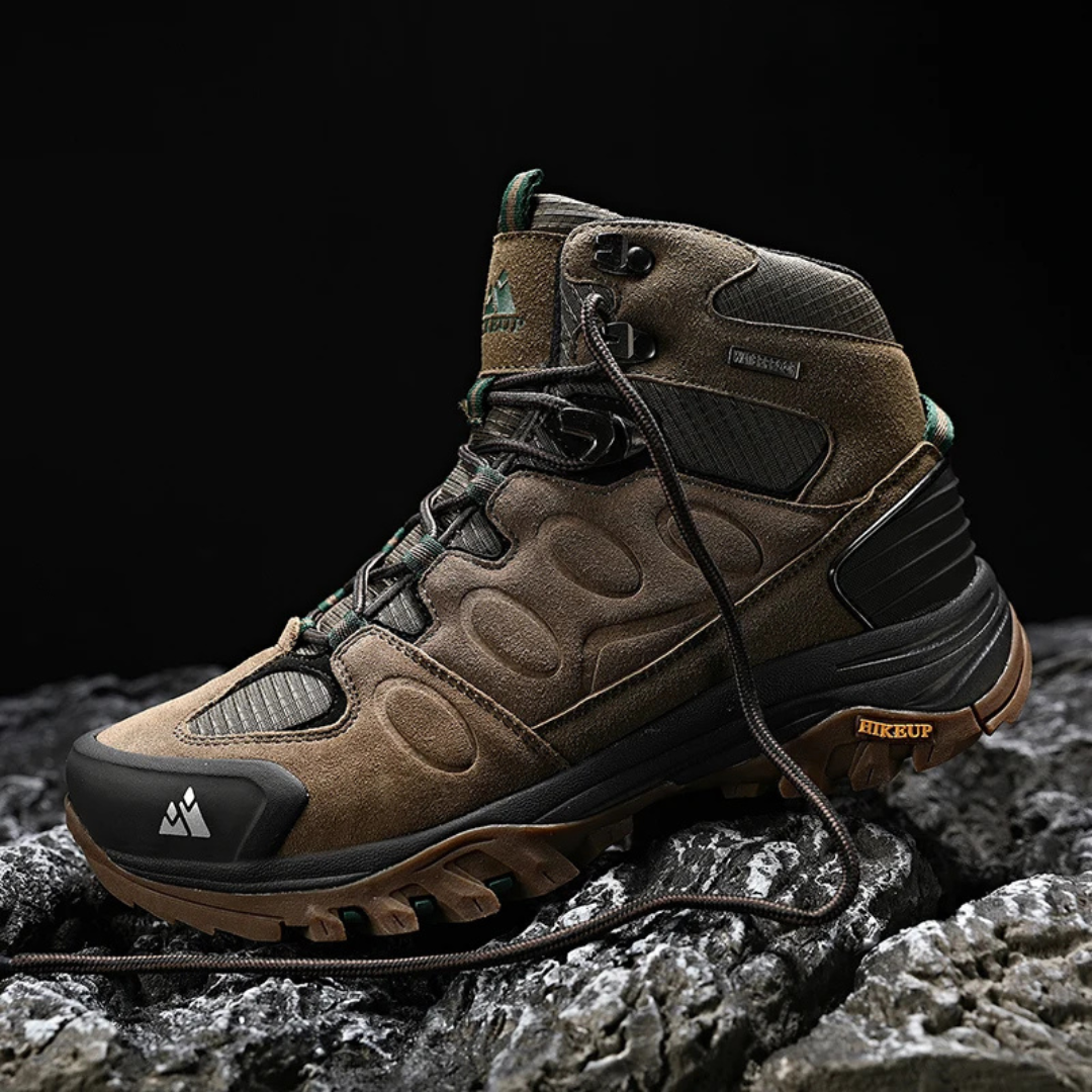 Up Pro - Trekking Shoes with Reinforced