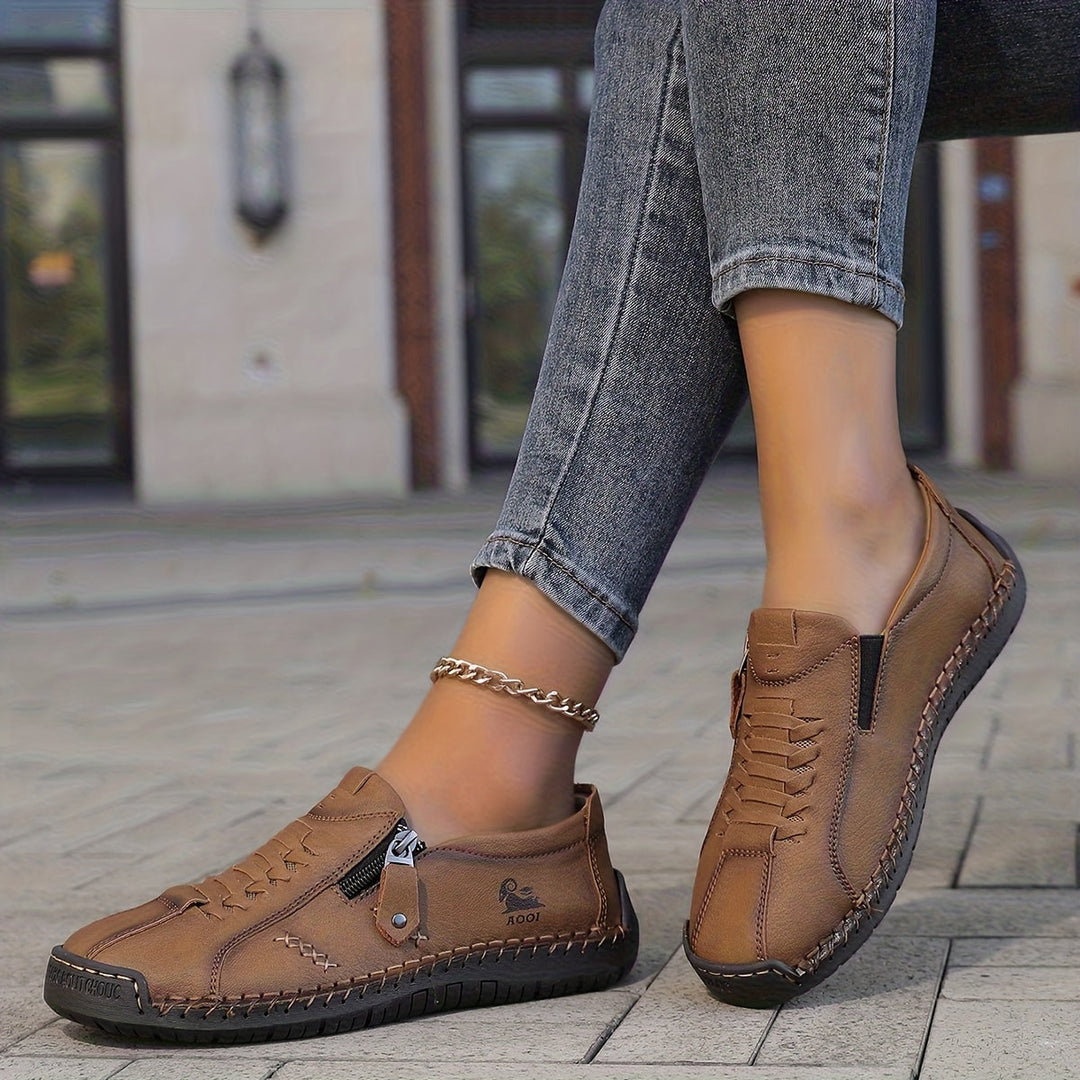 Nila – Elegant Comfort with Practical
