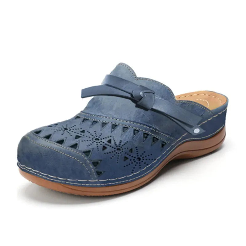 Lyla - Comfortable Everyday Clogs